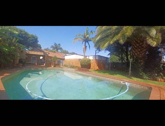 5 BEDROOM HOUSE FOR SALE IN WITFIELD